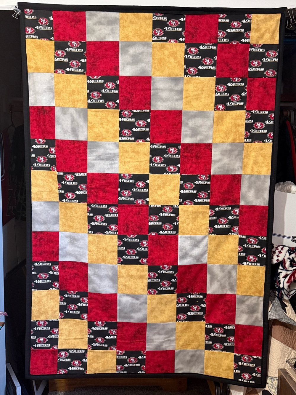 San Francisco 49ers Throw Blanket - Red, Gold, Gray, Black - Quilt